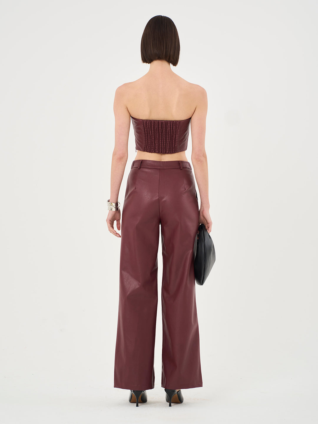 PU highwaisted pants in oxblood - part of a set