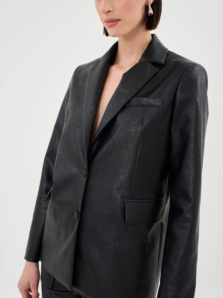 OVESIZED FAUX LEATHER BLAZER