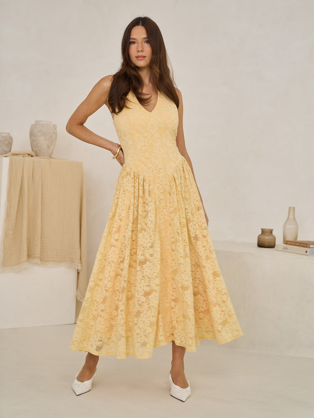 LACE HALTERNECK MID DRESS